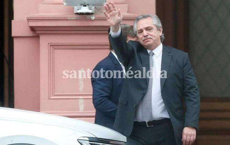 Alberto Fernández realiza su primer viaje al exterior como presidente electo. (Foto: EFE)