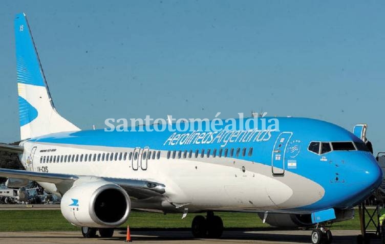 Por ausencia de personal técnico especializado no hubo despacho de servicios de Aerolíneas y Austral. (Foto: Tiempo Argentino)
