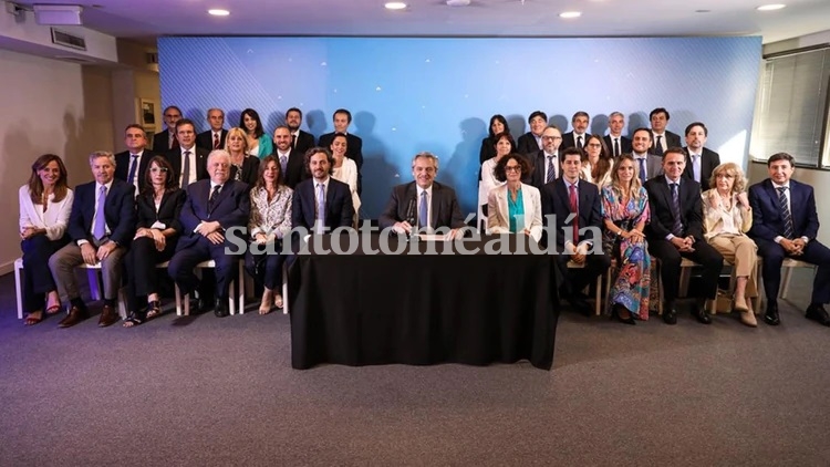 Alberto Fernández: “Este Gabinete refleja la unidad sobre la que se construyó el Frente de Todos”