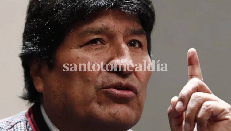 Evo Morales llegó a la Argentina y vivirá en el país como refugiado político