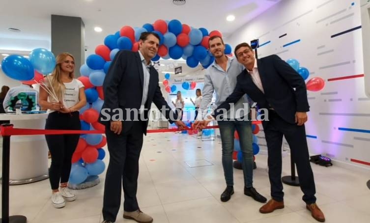 Telecom inauguró su nueva oficina convergente en Santa Fe
