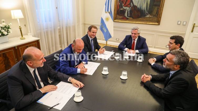 El gobernador Omar Perotti se reunió con el presidente Alberto Fernández en la Casa Rosada. (Foto: Gobierno)