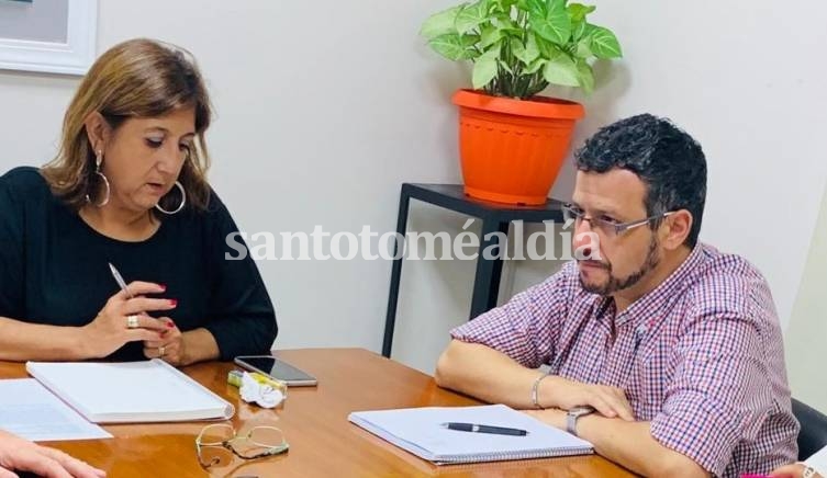 Daniela Qüesta anunció el congelamiento del sueldo de los funcionarios municipales