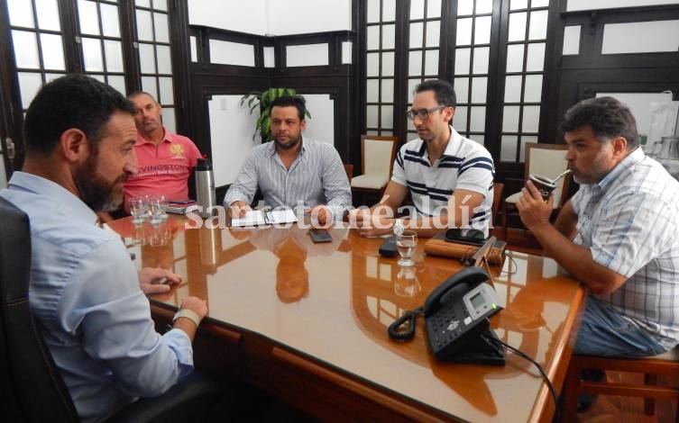 La reunión se llevó a cabo en la sede del Ministerio de Trabajo. (Foto: Prensa Alvizo)
