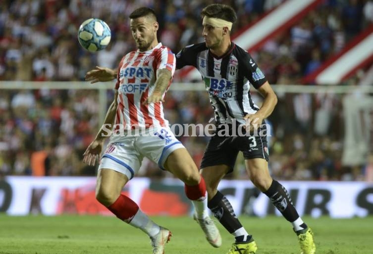 En un partido con poco brillo, Unión igualó sin goles con Central Córdoba. (Foto: Aire Digital)