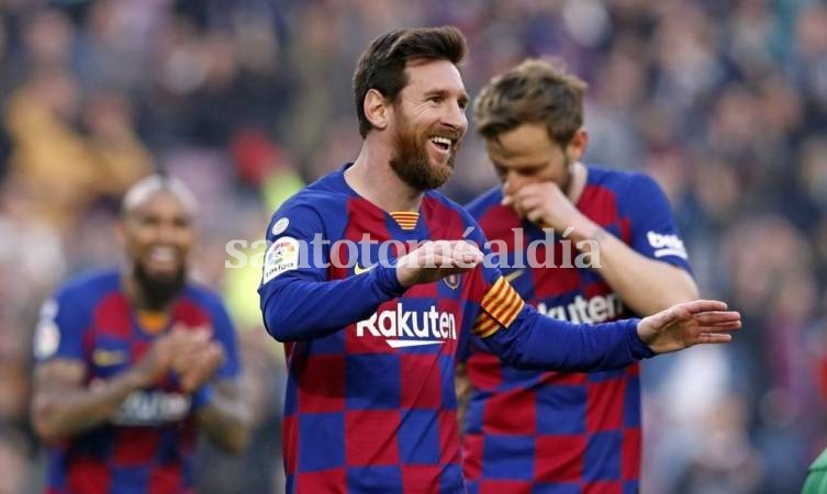 Messi quiere seguir de festejos en la casa de Maradona. (Foto: FC Barcelona)