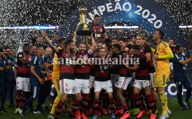 Flamengo ganó su primera Recopa Sudamericana. (Foto: CONMEBOL)