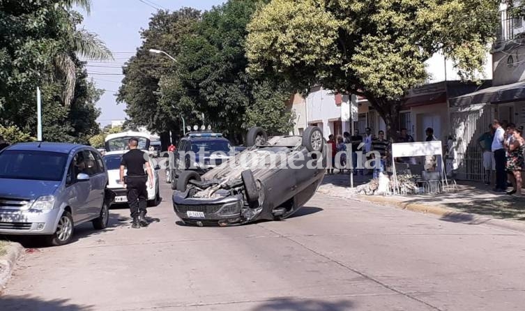 Violento accidente en Avellaneda al 2100