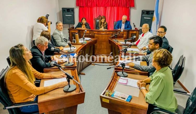 Qüesta inauguró el período de sesiones del Concejo Municipal