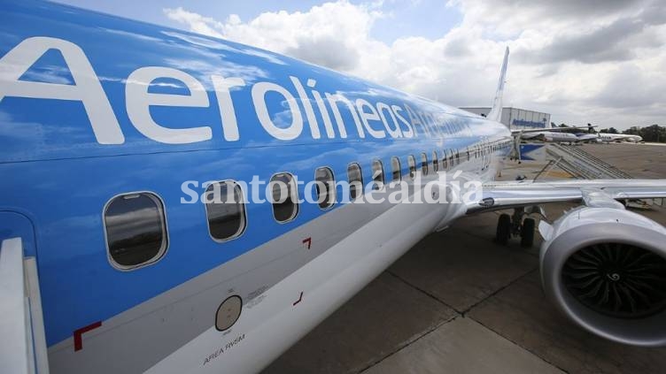 Aerolíneas Argentinas anunció el regreso de vuelos regulares con destinos internacionales. (Foto: Télam)