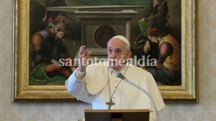 El papa Francisco durante la oración semanal Angelus en el Vaticano. (Foto: Reuters)