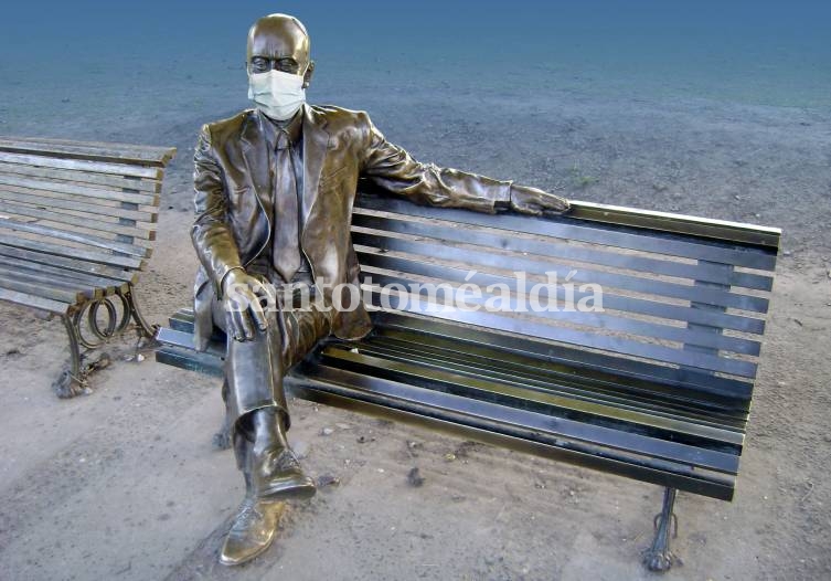 la escultura de Alberto Olmedo, en Rosario. 