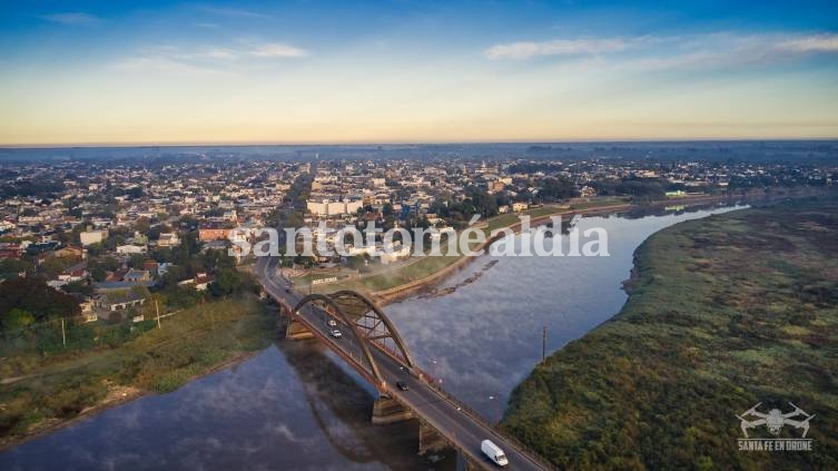 El amanecer en Santo Tomé, desde el aire