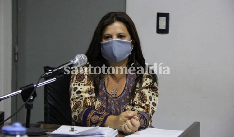 Natalia Angulo  pidió conocer los detalles del beneficio otorgado al club Sportivo Norte de Rafaela.