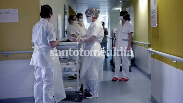 El Ministerio de Salud indicó que son 5.457 los internados en unidades de terapia intensiva.