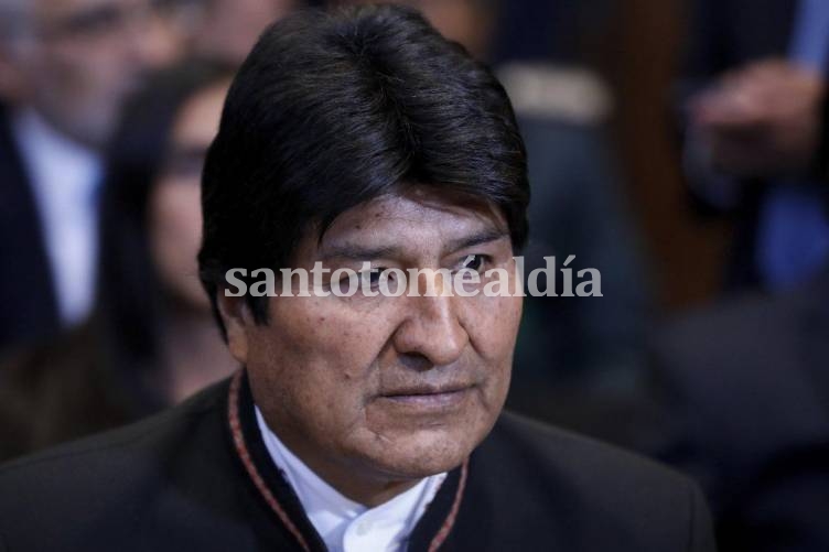 El depuesto ex presidente Evo Morales criticó la decisión del Tribunal Superior Electoral.