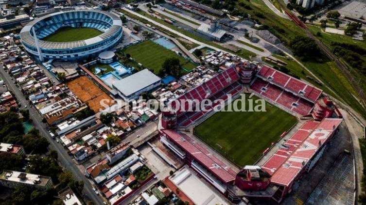 Estadios vacíos: la postal del fútbol argentino en época de coronavirus.