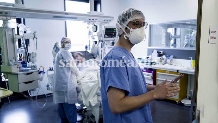 La cartera sanitaria indicó que son 1.248 los internados con coronavirus en unidades de terapia intensiva.