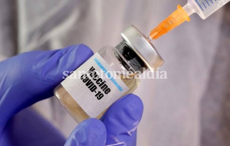 Cómo es la vacuna de Oxford contra el coronavirus que se producirá en Argentina