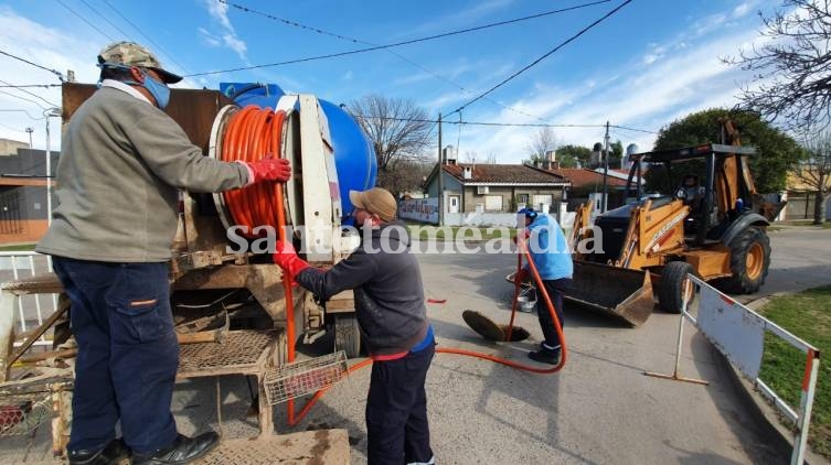 El Municipio puso en marcha una nueva obra de reacondicionamiento de la red de cloacas