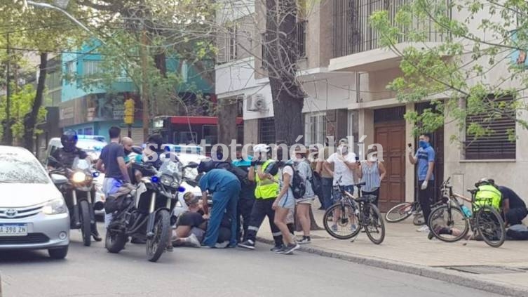 Mendoza: detenidos y heridos tras pelea entre agentes municipales y jóvenes que practican deportes urbanos