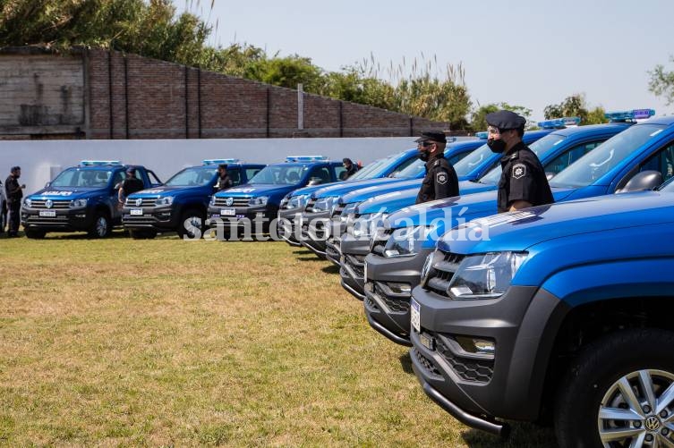 La Provincia entregó 21 nuevos patrulleros a la URI para la ciudad de Santa Fe