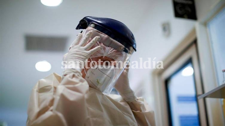 Suman 1.073.577 los pacientes recuperados de COVID-19 en la Argentina (Foto: AP/ Natacha Pisarenko)