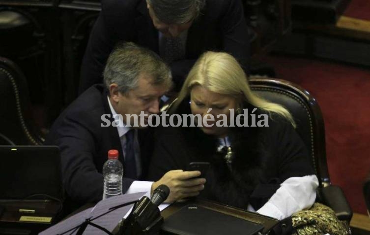 La embestida de Carrió contra Monzó recalienta la interna de Juntos por el Cambio