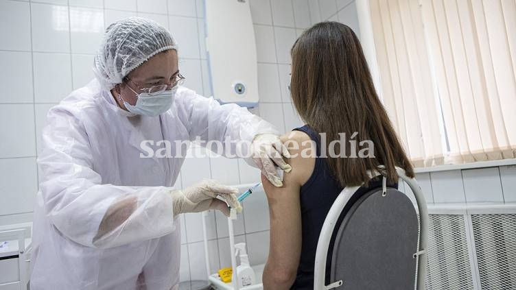 Más de 800.000 personas ya fueron vacunadas en Rusia