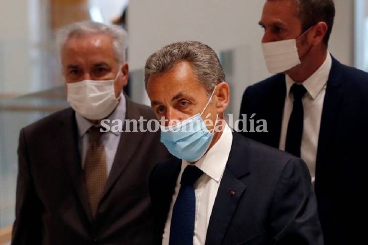 El ex presidente francés Sarkozy en la llegada en la corte este 1 de marzo. (Foto: REUTERS)