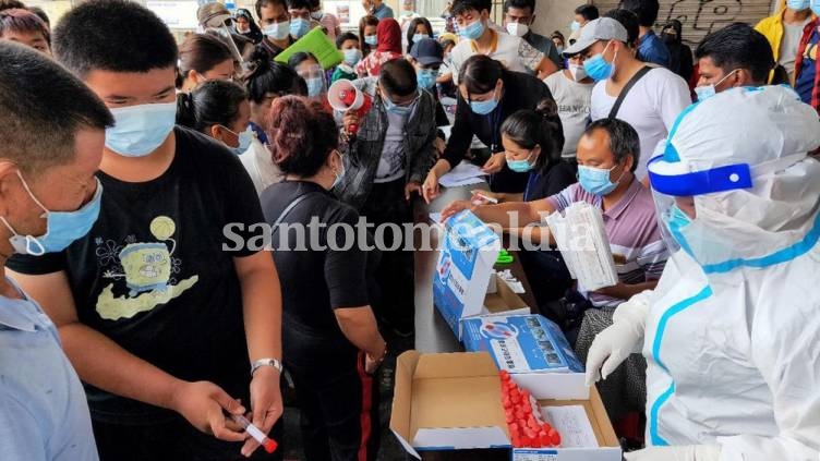 El país acumula 90.305 casos de coronavirus y 4.636 muertes desde que el virus fue detectado por primera vez en Wuhan.