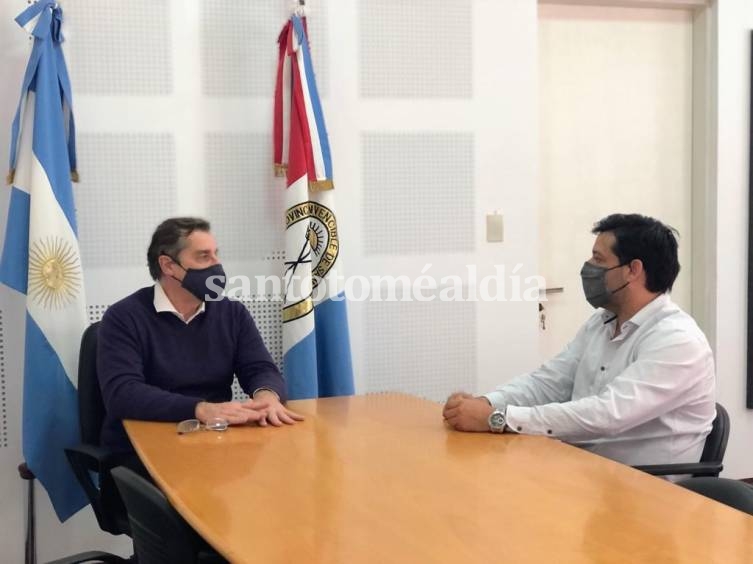 Rodrigo Alvizo mantuvo una reunión con el ministro de Desarrollo Social, Danilo Capitani. 