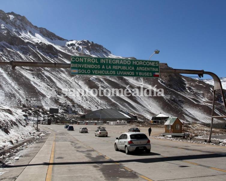 Analizan abrir las fronteras terrestres con Uruguay y Chile a partir del 6 de septiembre