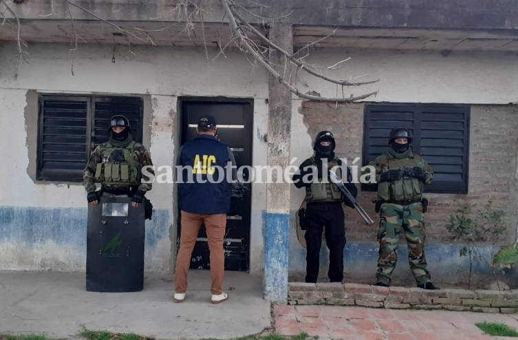 El operativo se llevó a cabo en la vivienda ubicada en barrio Villa Luján.