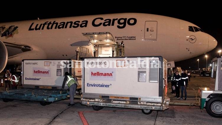 El cargamento llegó cerca de las 23.30 en el vuelo LH8264 de la compañía alemana Lufthansa.