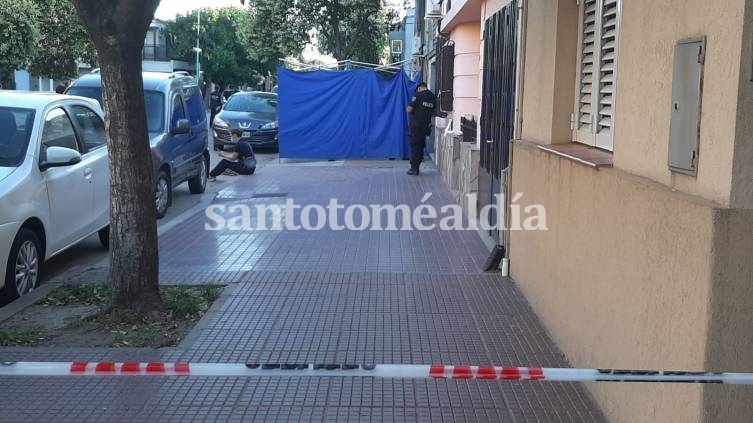 Esta tarde delincuentes vestidos de policía intentaron asaltar la distribuidora Don Ángel. (Foto: Santotoméaldía)