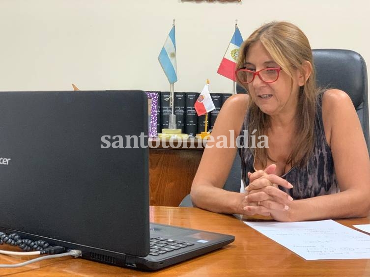 Daniela Qüesta participó de una nueva reunión del Comité de Crisis.