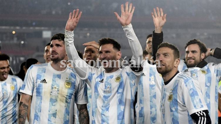 El seleccionado argentino ascendió del quinto al cuarto lugar de la clasificación mundial que elabora mensualmente la FIFA.