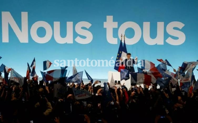 Elecciones en Francia: Macron obtiene más votos que Le Pen, pero van a balotaje