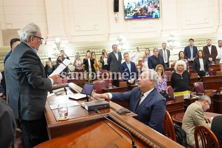 Pablo Farías asumió un nuevo periodo como presidente de la Cámara de Diputados