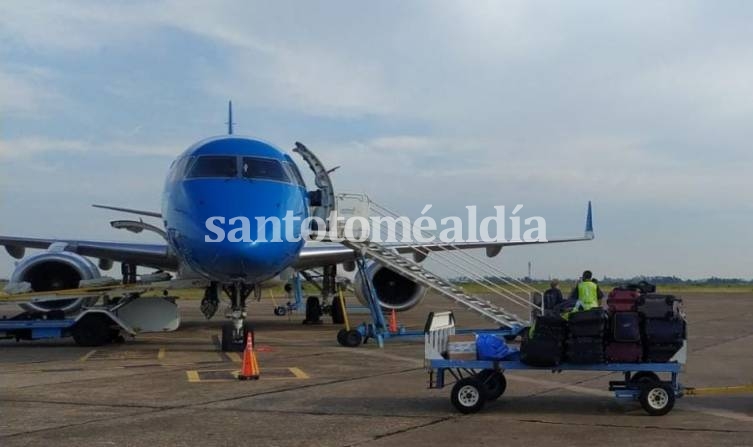El Aeropuerto de Sauce Viejo tendrá nueve vuelos semanales a Buenos Aires