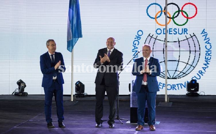 Perotti participó del cierre de los III Juegos Suramericanos de la Juventud en Rosario