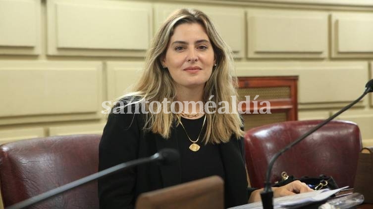 Lionella Cattalini, presidenta de la comisión de Derechos y Garantías de la Cámara de Diputadas y Diputados de Santa Fe.