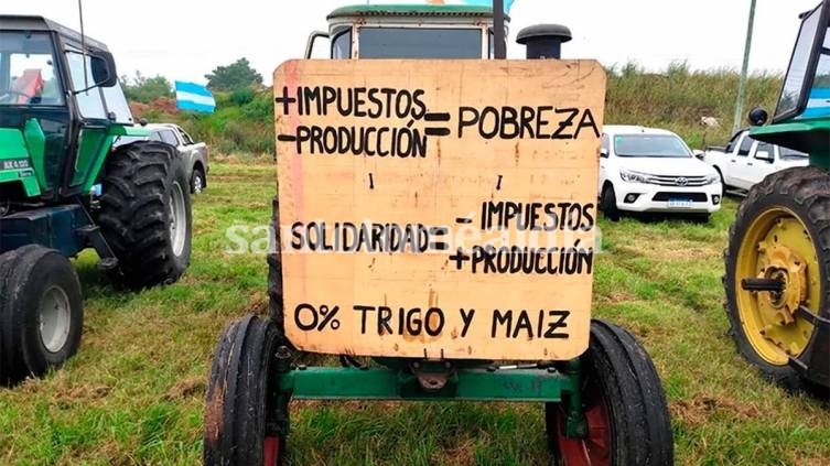Comenzó el paro del campo: no comercializan granos ni hacienda en rechazo al Gobierno