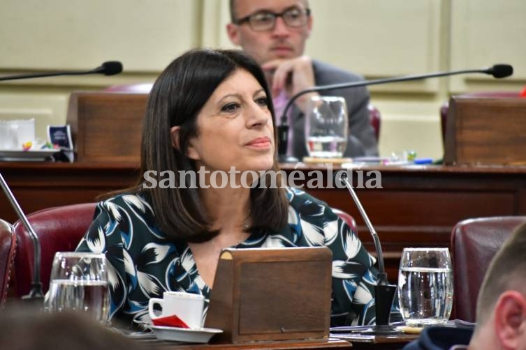 Clara García pide a la provincia que gestione una prórroga para solicitar los subsidios a la luz y el gas