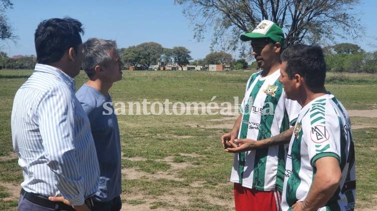 Leandro Busatto y Rodrigo Alvizo vistaron las instalaciones del club Real Adelina.