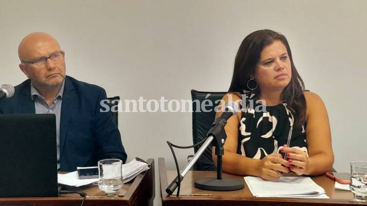 Los concejales de la UCR Encuentro Progresista Natalia Angulo y Mario Montenegro.