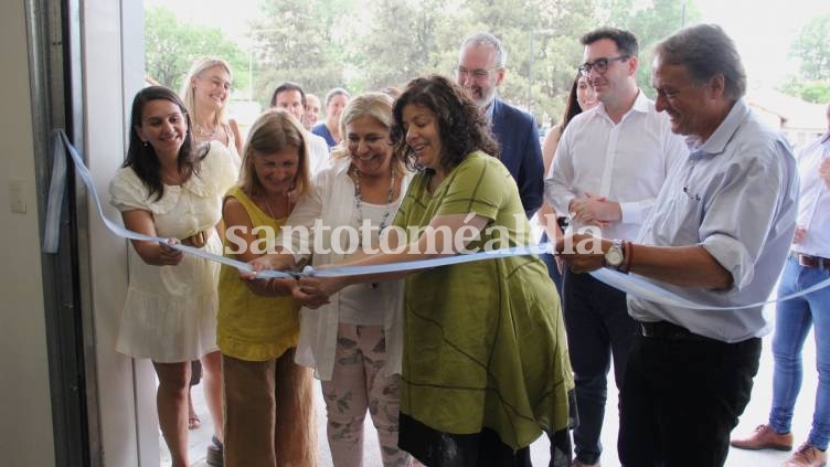 Vizzotti y Martorano, en la inauguración del centro logístico de Recreo. (Foto: GSF)