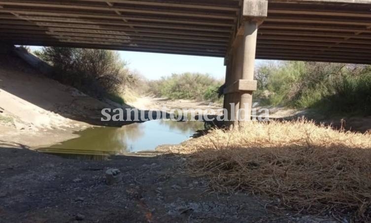 Hallaron un cráneo bajo un puente de la autopista Santa Fe - Rosario