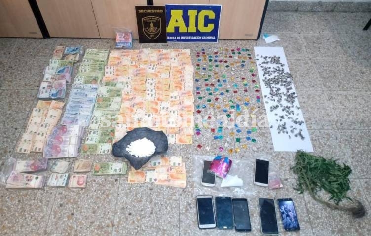 Secuestraron cocaína y más de 400 mil pesos en barrio Las Vegas